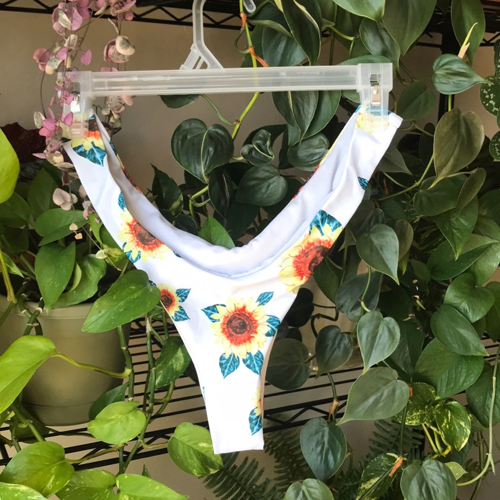 Large Thong High Cut Bikini Bottoms